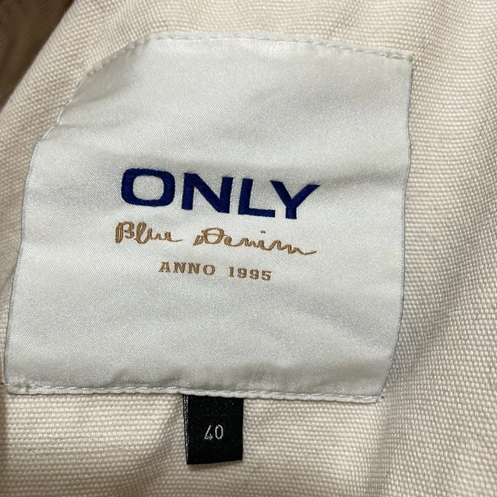 Cropped ASOS jacket - Picture 8 of 9